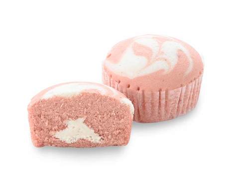 〈人魚姫の宝もの〉いちご蒸しケーキ